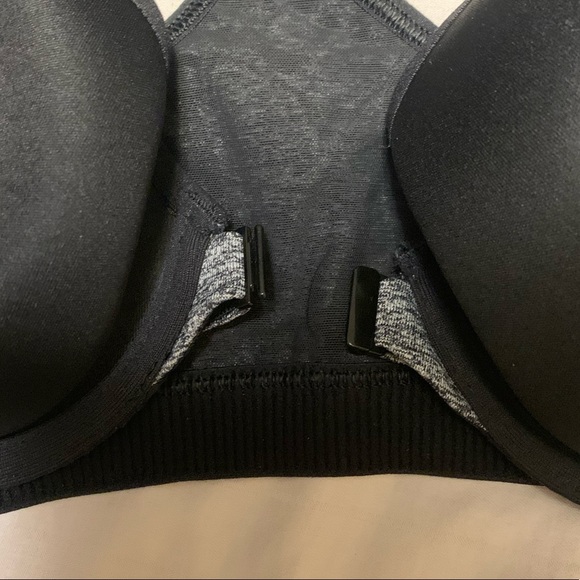 VS Sports Bra - Picture 4 of 7